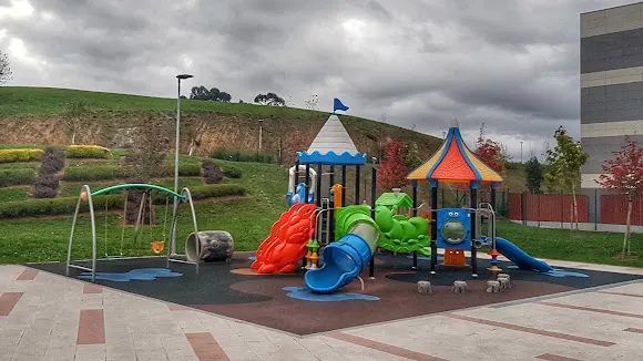 Área de juegos infantiles Leioandi Jolastokia