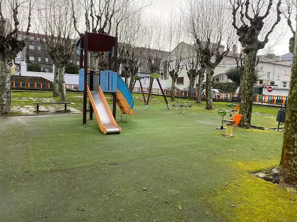 Parque en la barriada de Suboficiales