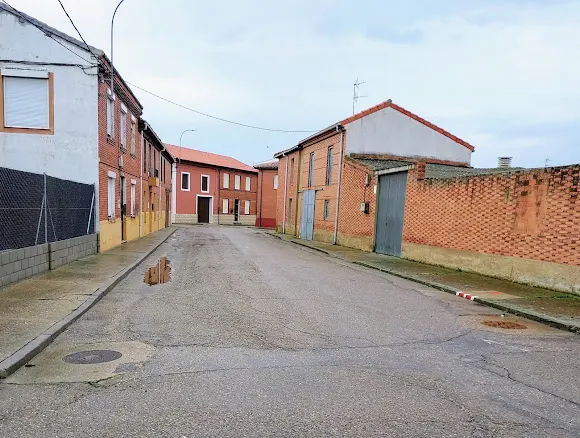 Miñambres de la Valduerna - Villamontan de la Valduerna