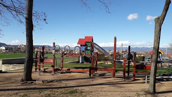 Parc Infantil serra de senfern - Parque infantil en Vic