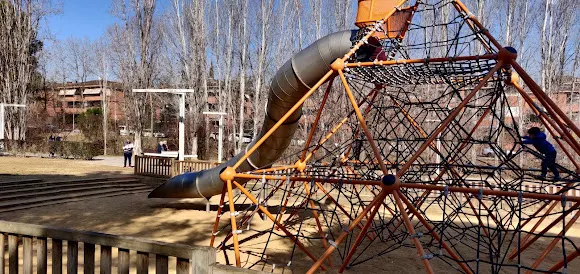 Parc infantil - L'Hospitalet de Llobregat
