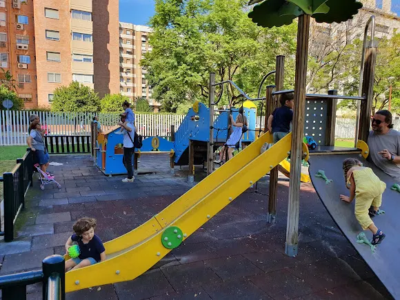 Parque Infantil Luis Manuel Olivencia Brugger