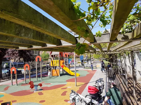 Parque Infantil de Plaza Europa - Gijón