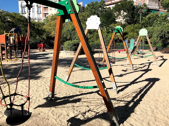 Parque infantil Plaza de Olavide - Madrid