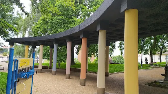 Parque plaza urdaburu - Errenteria