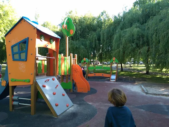 Parque Infantil Dos Regos