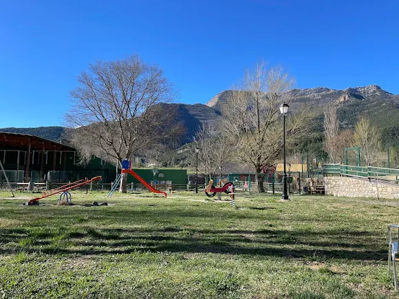 Parque Infantil de Fiscal Rio Ara - Fiscal