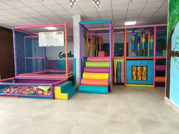 Chupipandi - Parque infantil en Pizarra
