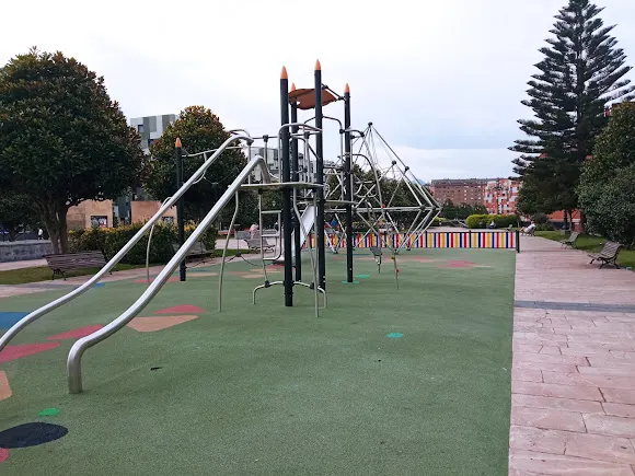 Parque Infantil La Losa - Oviedo