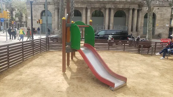Parque infantil - Barcelona