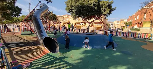 Parque Infantil Av de la Paz