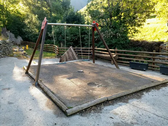 Parc Infantil I Àrea De Pícnic D'Arrós De Cardós - Esterri de Cardos