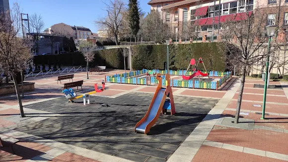 Parque Infantil Corte Ingles - León