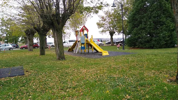 Parque infantil - Medinaceli