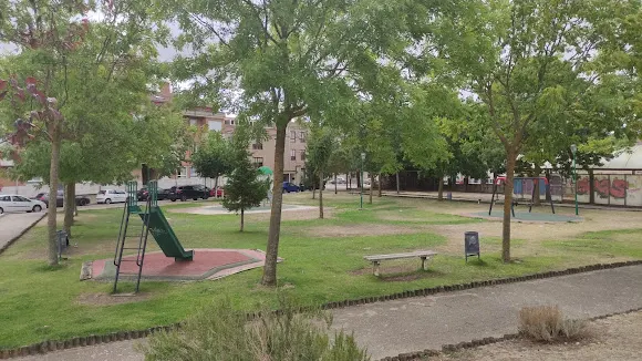 Parque infantil - Villagonzalo Pedernales