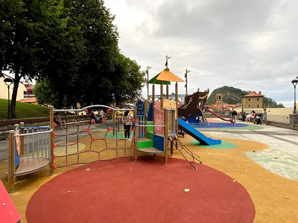 Parque Infantil ALDAMAR PARKEA - Getaria