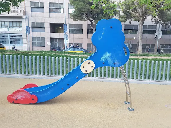 Área de juego infantil Casanova/Clínico