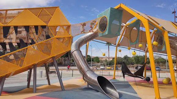 Parque infantil "El Dinosaurio"