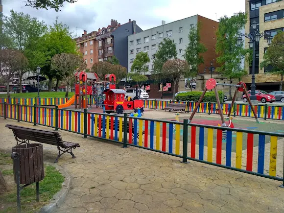 Parque infantil - Oviedo