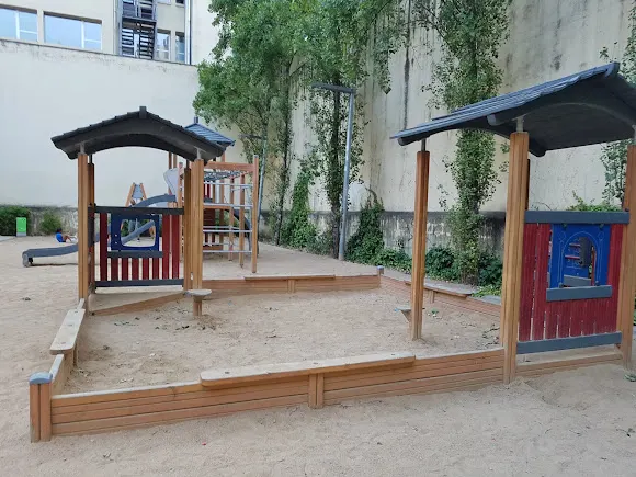 Àrea de jocs infantil - Barcelona