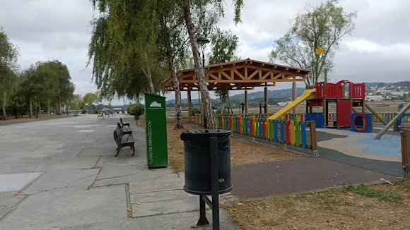 Parque Infantil - Pontedeume