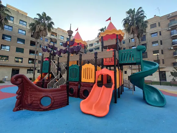 Plaza ciudad de la lisa