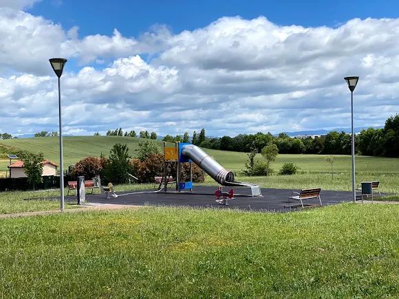 Zuhatzo Haur Parkea/Parque infantil Zuhatzo