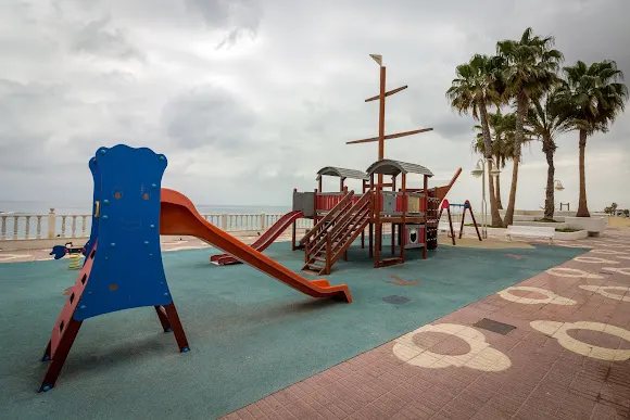 Parque Infantil - Parque infantil en Garrucha
