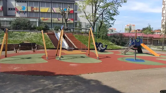 Parque Infantil Puerto de Piedrafita - Gijón