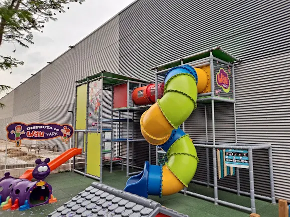 Fabricación de Parques QualityPark S.L. - Novelda
