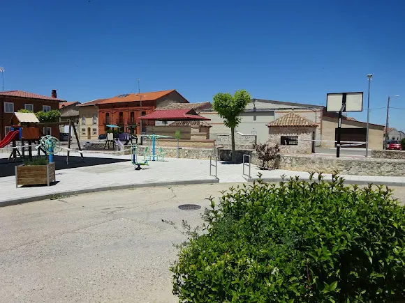 Parque infantil - Penaflor de Hornija
