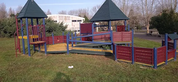 Parque Infantil Perlora Ciudad de Vacaciones - Gozon