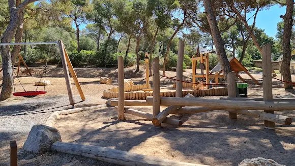 Parque Infantil Castillo de Bellver - Parque infantil en Palma