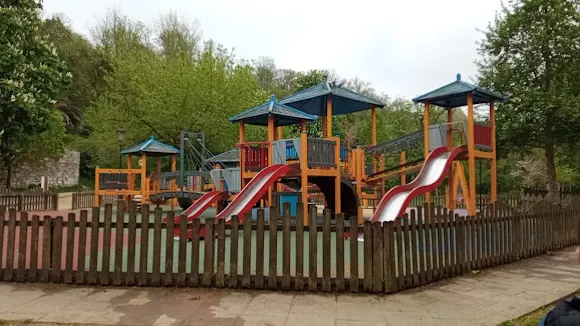 Kristiñe Enea Haur Parkea/Parque infantil Cristina enea - Donostia-San Sebastian
