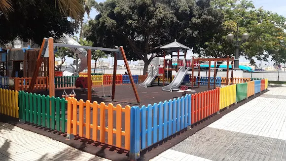 Parque Blanco de Juegos infantiles - Las Palmas de Gran Canaria