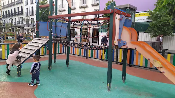 Parque Infantil Santa Ana - Madrid